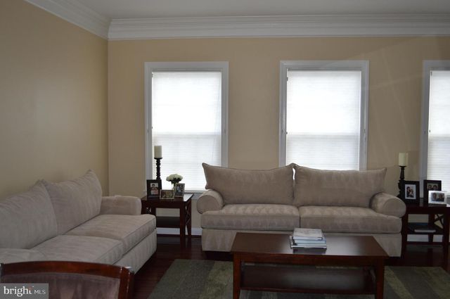 2070 CRESCENT MOON CT, Woodstock, MD 21163