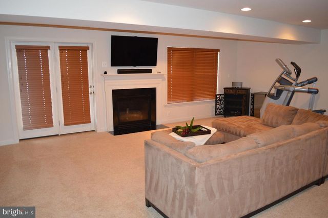 2070 CRESCENT MOON CT, Woodstock, MD 21163