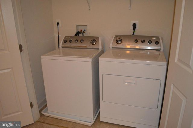 2070 CRESCENT MOON CT, Woodstock, MD 21163