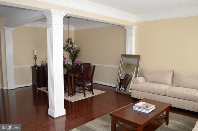 2070 CRESCENT MOON CT, Woodstock, MD 21163