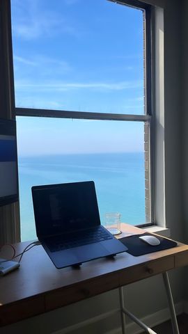 6157 N Sheridan Road 17E, Chicago, IL 60660