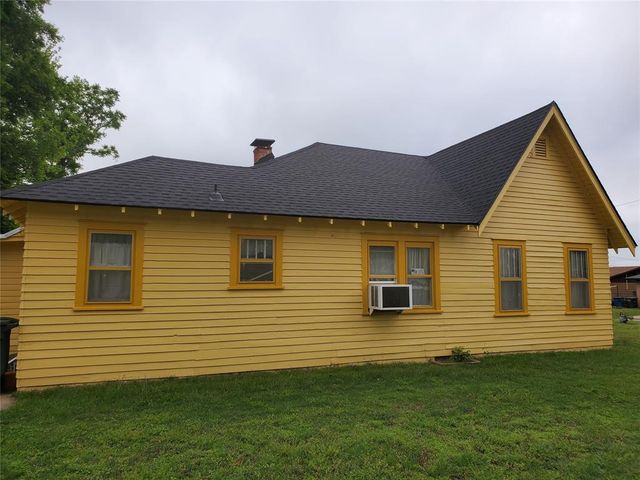 101 E 8th Street, Edmond, OK 73034