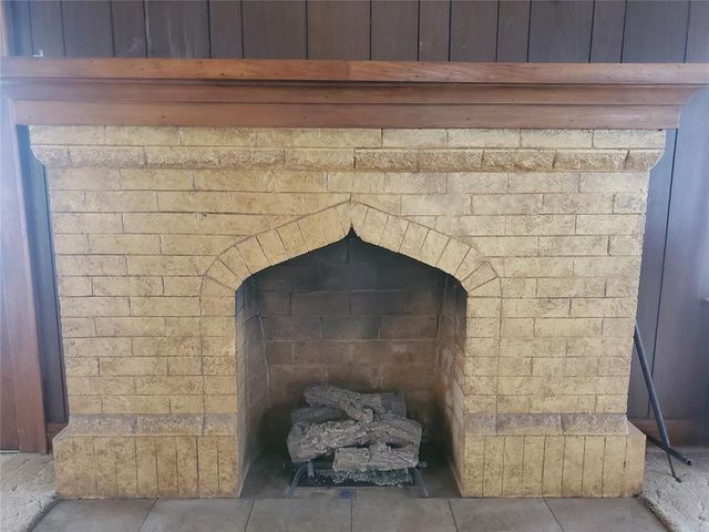 101 E 8th Street, Edmond, OK 73034