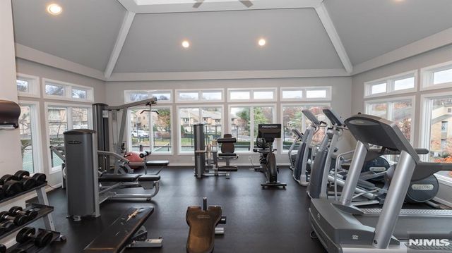 23 Karam Circle 3823, West Orange, NJ 07052