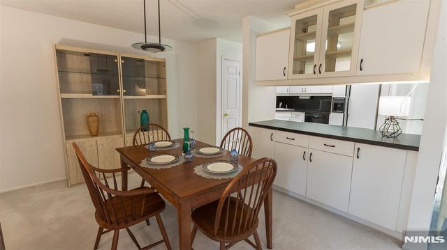 23 Karam Circle 3823, West Orange, NJ 07052