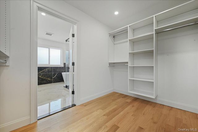 319 Blacksmith Road W, Levittown, NY 11756