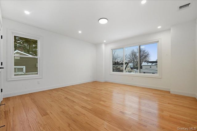 319 Blacksmith Road W, Levittown, NY 11756