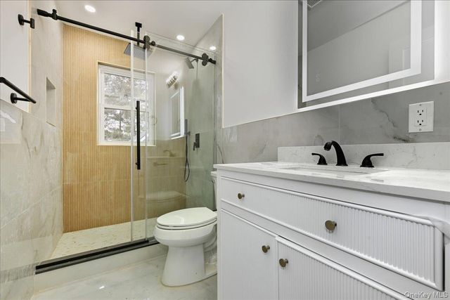 319 Blacksmith Road W, Levittown, NY 11756