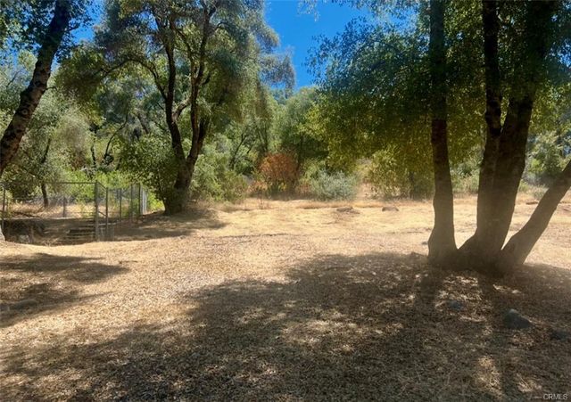 3568 Manzanita Rd, Mariposa, CA 95338