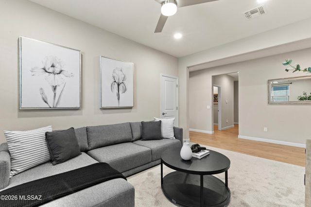 11587 N Desert Calico Lp, Oro Valley, AZ 85742