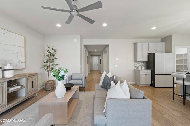 11587 N Desert Calico Lp, Oro Valley, AZ 85742