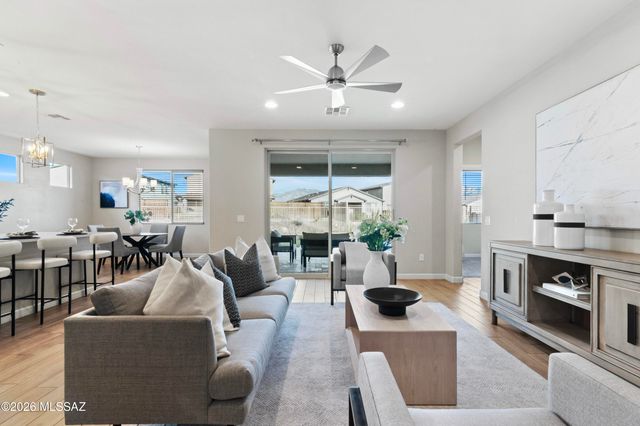 11587 N Desert Calico Lp, Oro Valley, AZ 85742