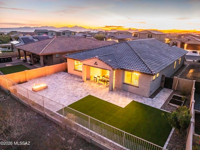 11587 N Desert Calico Lp, Oro Valley, AZ 85742