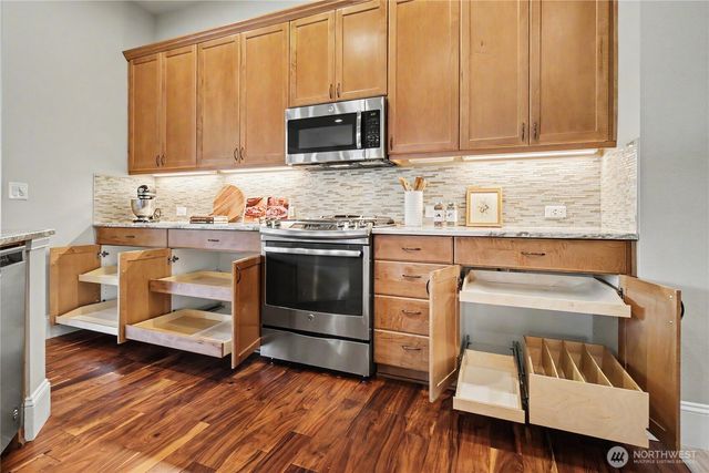 5214 Waldron Drive NE, Olympia, WA 98516