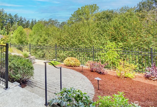 5214 Waldron Drive NE, Olympia, WA 98516