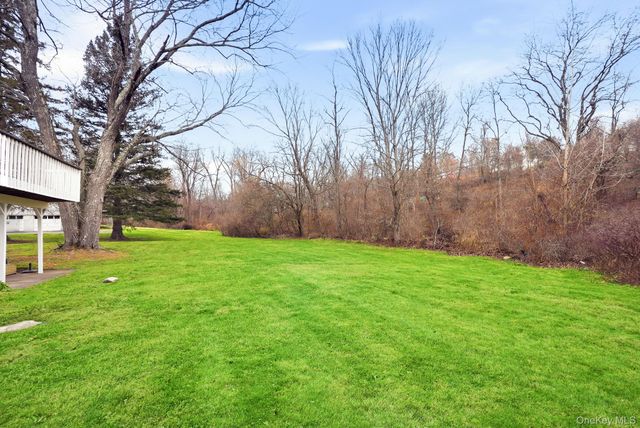 55 Robin Drive, Carmel, NY 10512