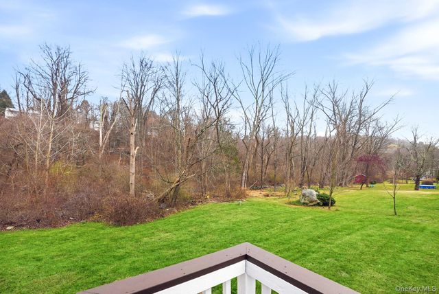 55 Robin Drive, Carmel, NY 10512