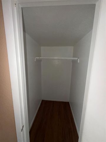 6200 W Tidwell Road 1903, Houston, TX 77092