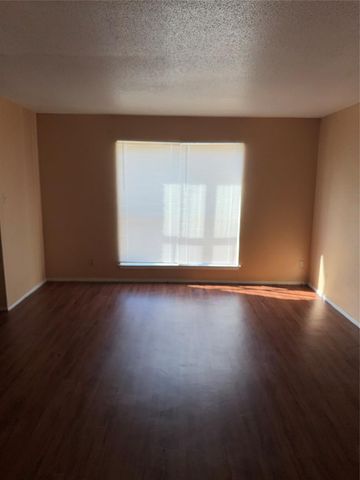 6200 W Tidwell Road 1903, Houston, TX 77092