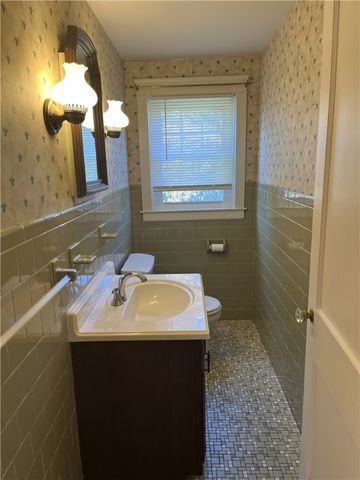 1 Ritchotte Court, West Warwick, RI 02893