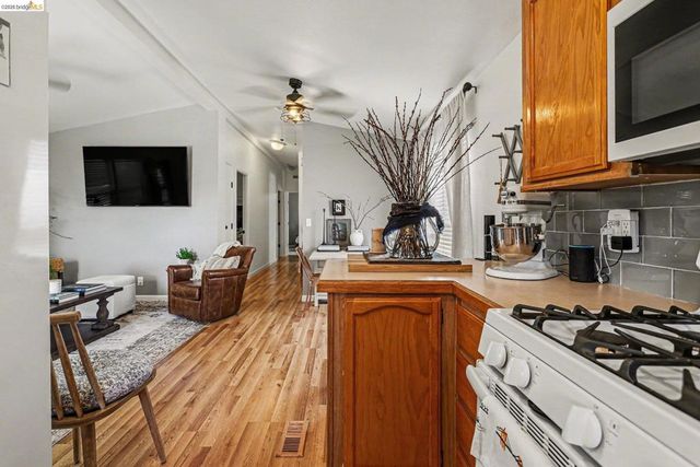 112 A St, Concord, CA 94520