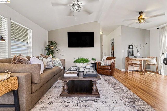 112 A St, Concord, CA 94520
