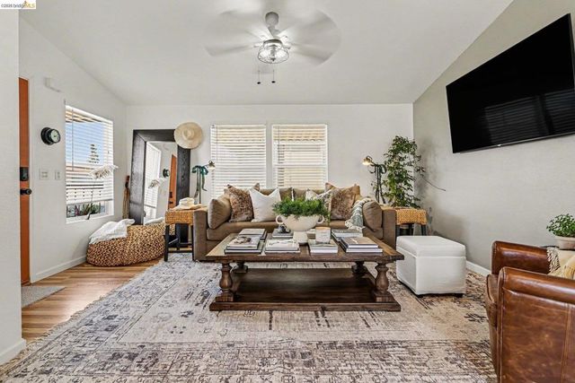 112 A St, Concord, CA 94520