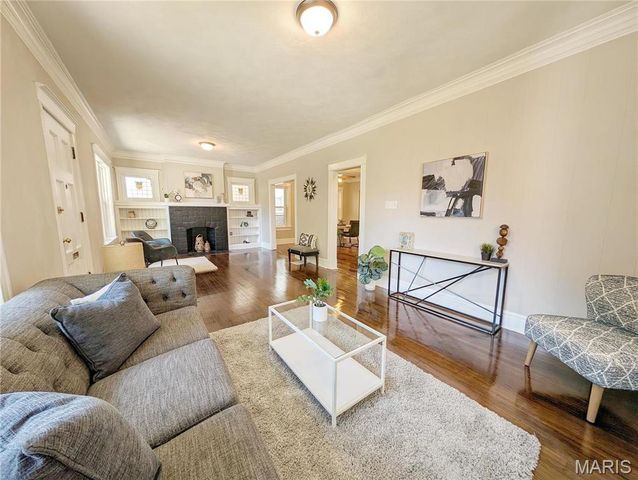 6304 Cates Avenue, St Louis, MO 63130