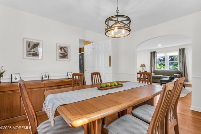 140 Tindall Road, Middletown, NJ 07748