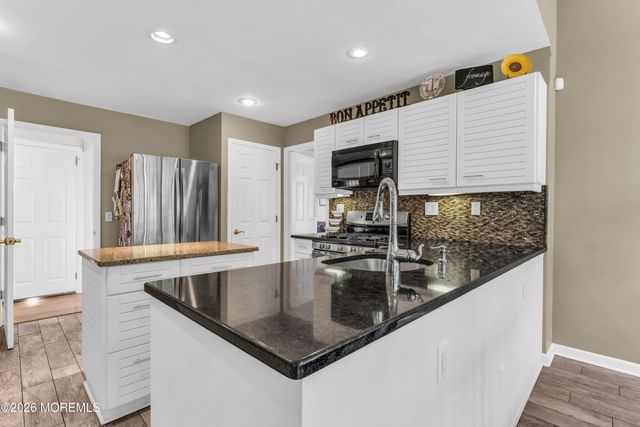 140 Tindall Road, Middletown, NJ 07748