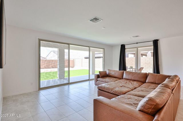 17819 W GEORGIA Avenue, Litchfield Park, AZ 85340