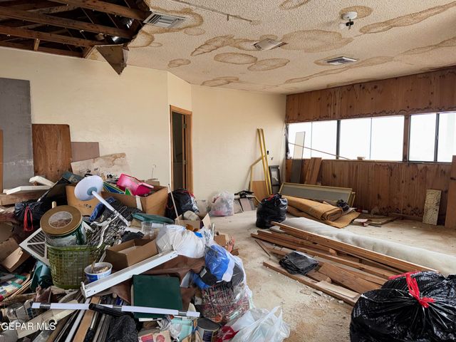 2230 ARIZONA Avenue, El Paso, TX 79930