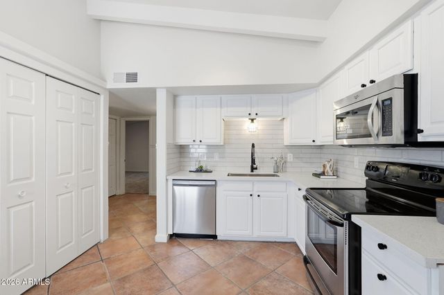 4736 N 14TH Street, Phoenix, AZ 85014