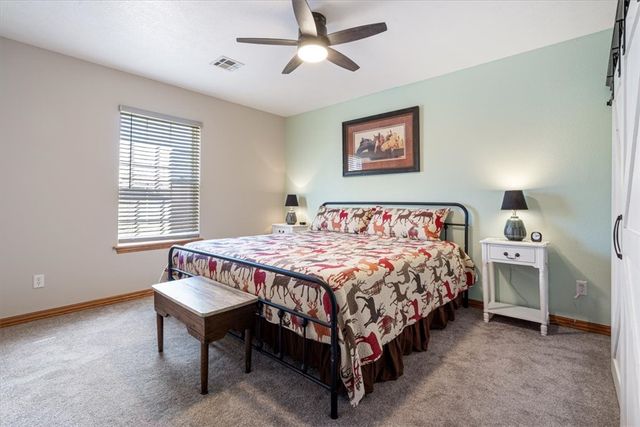 29 Indian Wells Drive, Holiday Island, AR 72631