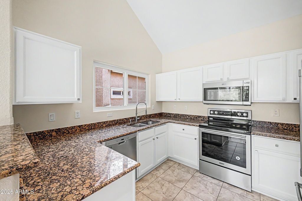 1633 E LAKESIDE Drive 135, Gilbert, AZ 85234 — photo 5