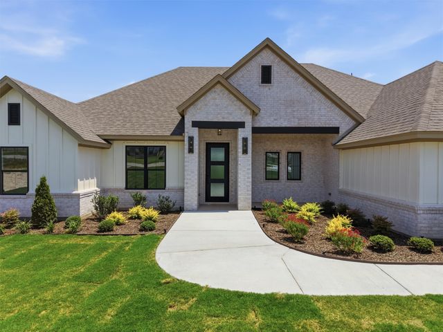 3131 Infinity Drive, Weatherford, TX 76087