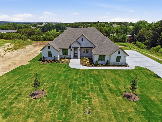 3131 Infinity Drive, Weatherford, TX 76087