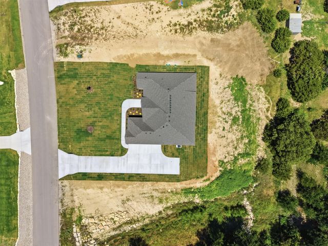 3131 Infinity Drive, Weatherford, TX 76087