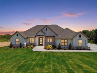 3131 Infinity Drive, Weatherford, TX 76087