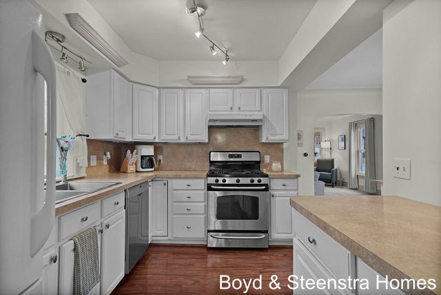 183 3rd Street Ne, Cedar Springs City, MI 49319