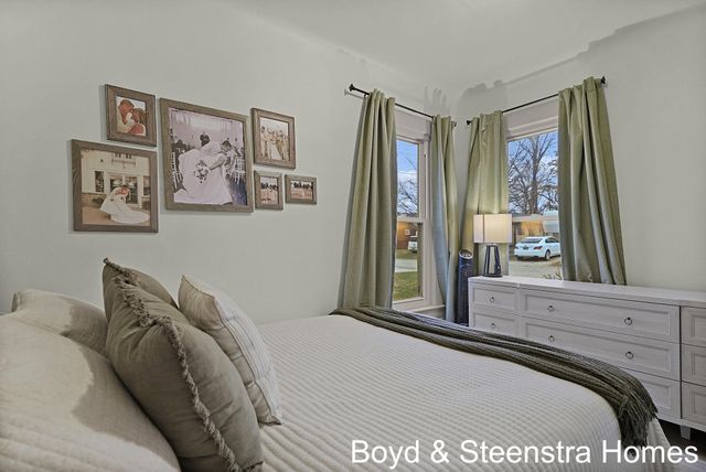 183 3rd Street Ne, Cedar Springs City, MI 49319