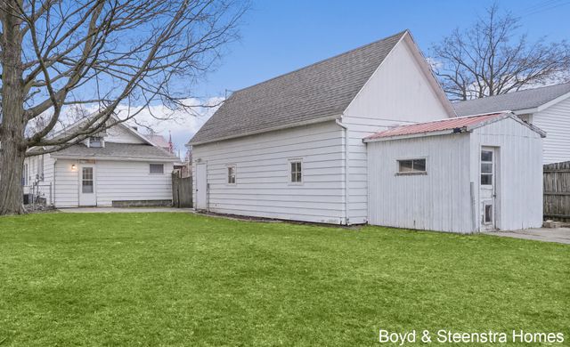 183 3rd Street Ne, Cedar Springs City, MI 49319