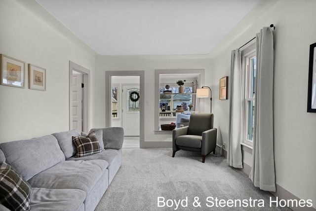 183 3rd Street Ne, Cedar Springs City, MI 49319