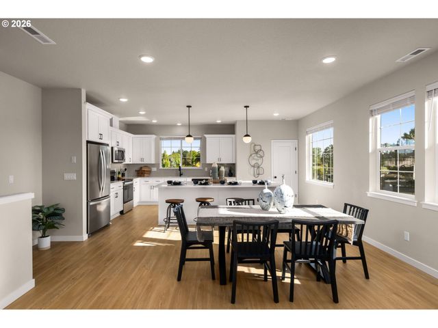 5139 Se THORNAPPLE St, Hillsboro, OR 97123