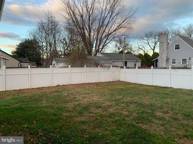 825 TULIP AVE, Croydon, PA 19021