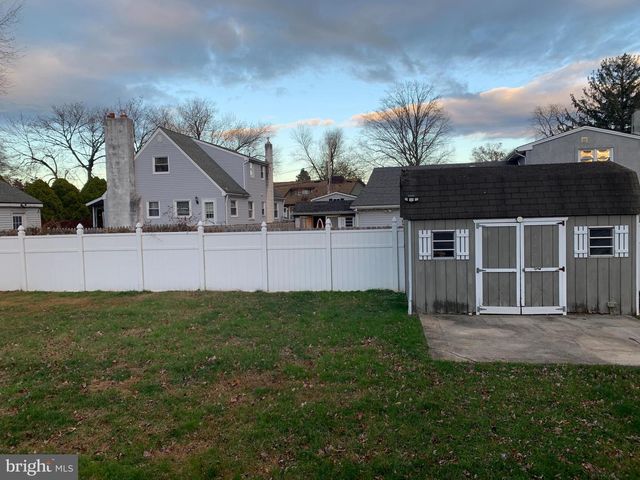 825 TULIP AVE, Croydon, PA 19021