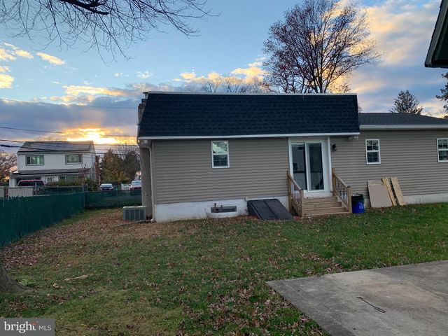 825 TULIP AVE, Croydon, PA 19021