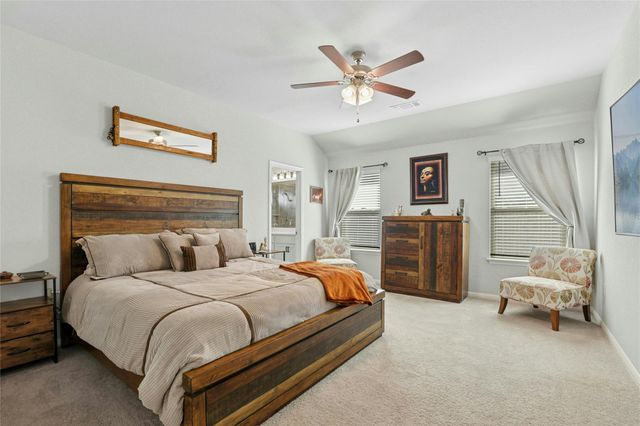 185 Dogvane CIR, Kyle, TX 78640