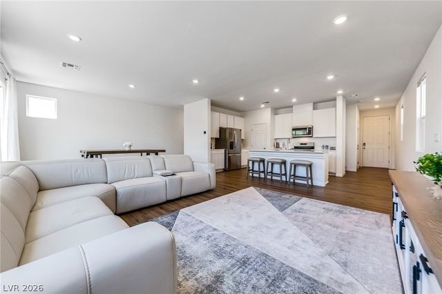 6604 Tumoulin Street, Las Vegas, NV 89148