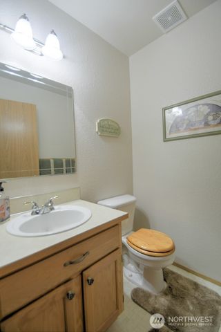4216 Richmond Lane SE, Lacey, WA 98503